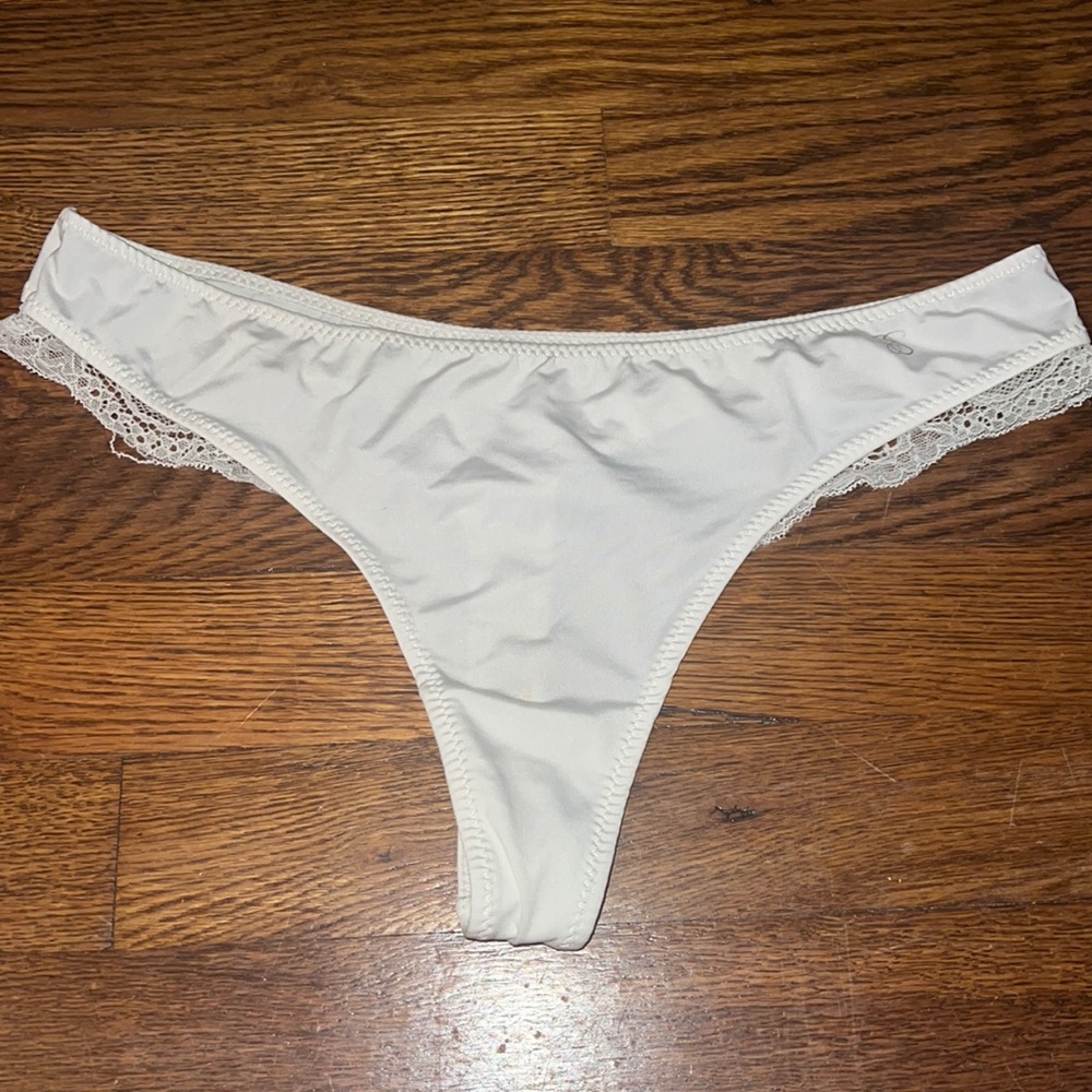 BNWOT Size large thongs